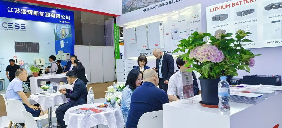 Ritar Group Debuts at 137th Canton Fair, Showcasing China's Smart-Manufactured Safe Energy Storage Paradigm to the World