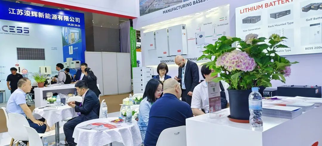 Ritar Group makes its debut at the 137th Canton Fair, showcasing China's intelligent new paradigm of safe energy storage to the world Ritar Group makes its debut at the 137th Canton Fair, showcasing China's intelligent new paradigm of safe energy storage to the world