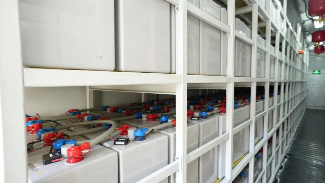 14.4 v lithium ion battery