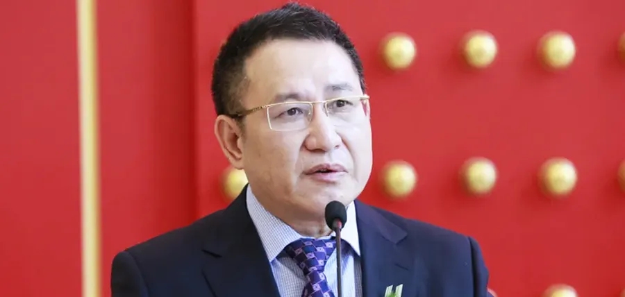 Sailing with determination and breaking through waves - Chairman Hu Jiada's New Year's speech