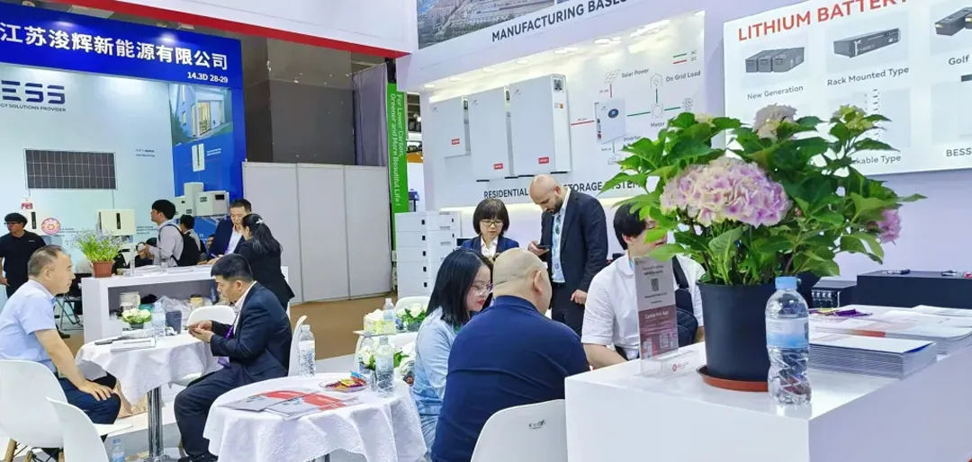 Ritar Group Debuts at 137th Canton Fair, Showcasing China's Smart-Manufactured Safe Energy Storage Paradigm to the World