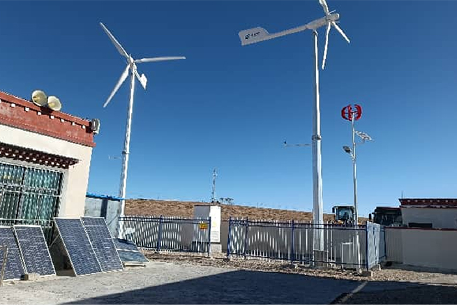 tibet-215kwh-eenergy-storage-40kw-pv-20kw-wind-power.jpg